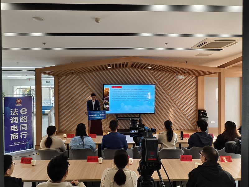 宿迁三措并举构建民企“普法链条”（图）